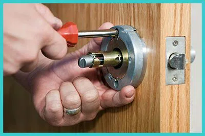 Advanced Locksmith Service Melbourne, FL 321-265-4736 - 10-residential-lockouts